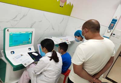 儿童综合素质测试仪_身高体重测量仪在商丘市立医院投入使用